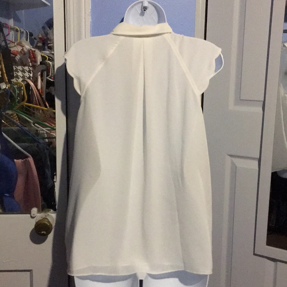Top - Picture 2 of 2